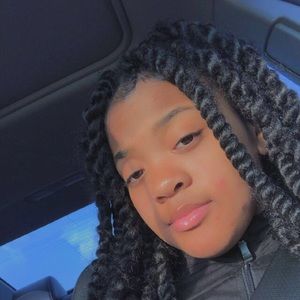 Meet your Posher, Chanyla